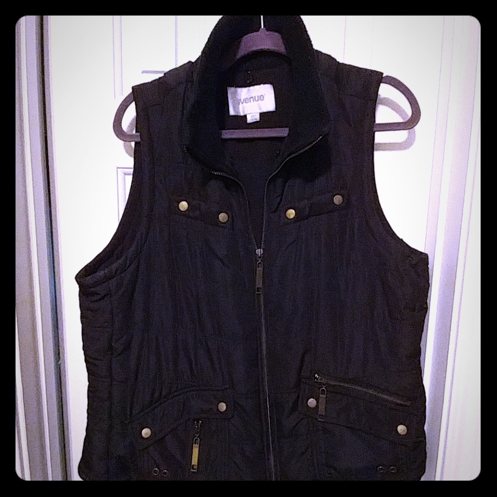 Avenue vest